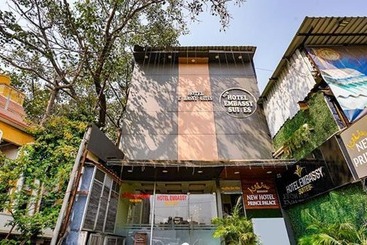 Fabhotel New Prince Palace