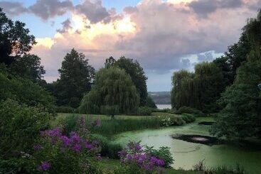 Buttermilk Falls Inn