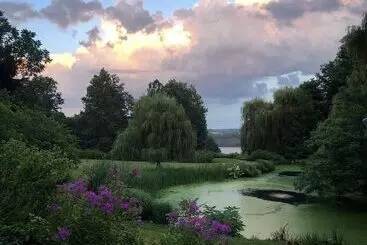 Buttermilk Falls Inn