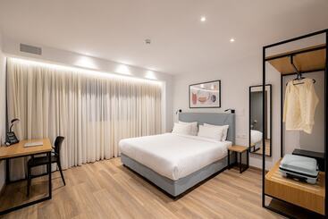 شقة فندقية Earos Urban Living