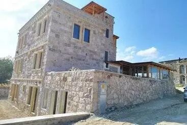 Hotel Serene Premium Stone House