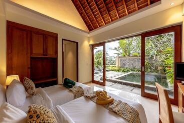 リゾートホテル Anumana Village Ubud