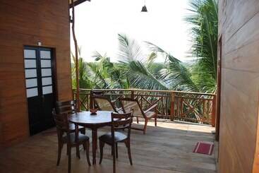 酒店 Asha Beach & Spa