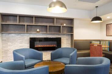 Отель Towneplace Suites By Marriott San Mateo Foster City