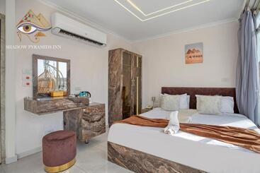 هاستل Shadow Pyramids Suites And Jacuzzi