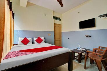 هتل Oyo Flagship Jashwanth Residency