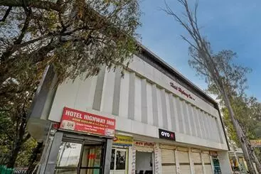 Oyo Hotel Highway Inn