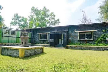 Resort Fabhotel Vishwakirti Agri