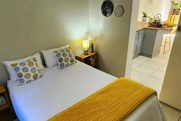 Bed & Breakfast Upgraded   360 Degrees Corporate Stay