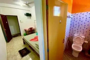 Kapsül Otel Grand With