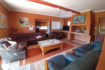 Retkeilymaja Fisherhaven Travellers Lodge