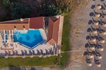 فندق Caretta Beach