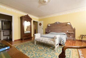 酒店 Chateau De Picomtal