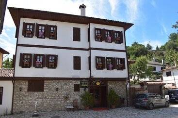 酒店 Huma Hatun Konaklari