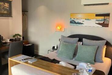 هتل Les Suites Du Lac