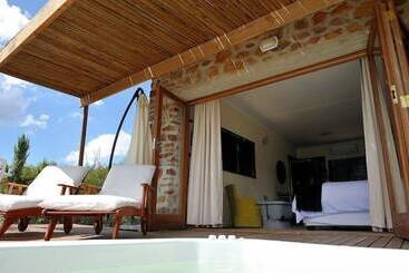 ホテル Mymering Wine & Guest Estate