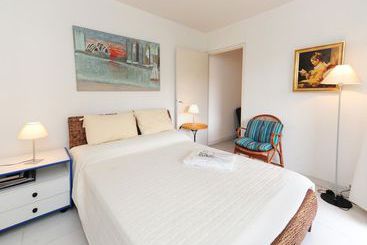 آپارتمان‌های توریست‌ها Le Corail  5 Stars Holiday House