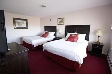 The Lucerne Inn