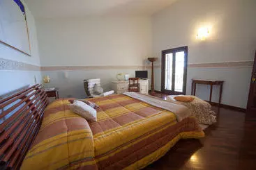 آپارتمان Villa Sauci B&b