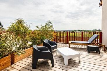 مبيت وإفطار La Cuverie De Vosne