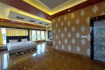 ホテル Sweet Dream Beach Resort !! 50 Mts From Beach ! Peaceful Room With Garden View Free Parking !!