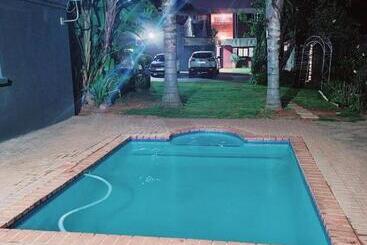 پانسیون Maison Akiba