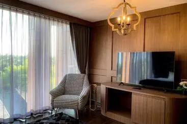 ホテル Damnernpawa