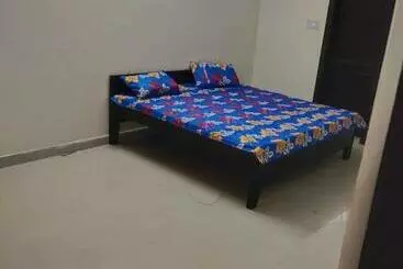 Hotel Oyo Saini Guest House