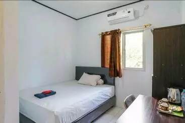Hotel Pas Residence Sam Ratulangi Airport Mitra Reddoorz