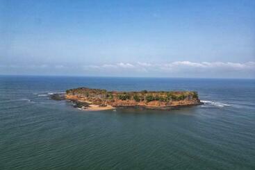 شقة فندقية Waves Seaview Seascapes Dapoli