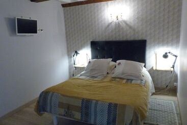 ベッドアンドブレックファースト Chambre D Hôtes Logis De Saint Jean