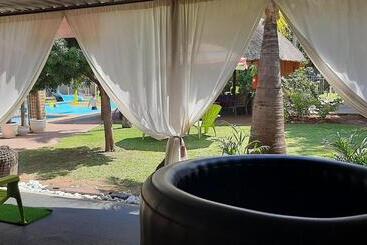 شقة Hoogland Spa Resort Bela Bela