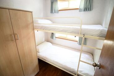 בית מלון כפרי Adelaide Brownhill Creek Tourist Park