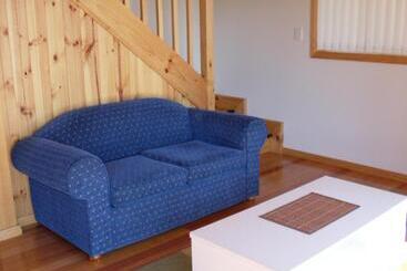 Отель Four Seasons Waterfront Villas