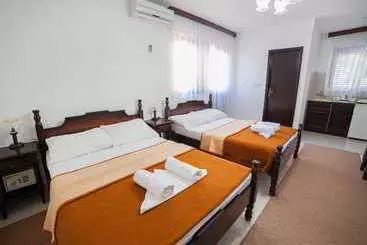 Hotel Guest House 4m