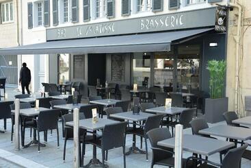 هتل Le Matisse Pau Centre