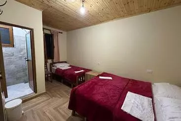 Panzió Guest House Shtëpiza Theth