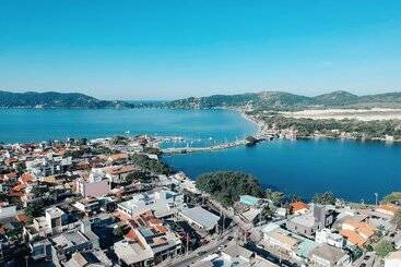 Sea Wolf Hostel   Lagoa Da Conceição