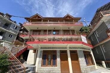 Hostel Vashishth X One Light Stays