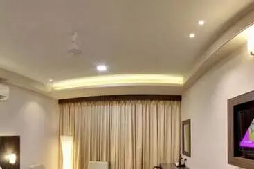 Hotel Signature