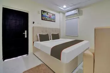 Collection O Hotel Mango Tree