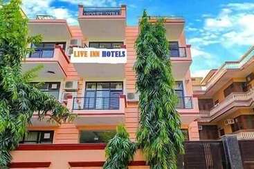 Hotel Elite Sector 45 I Gurgaon Central I Couple Friendly