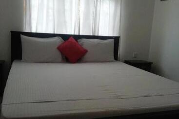 Pension Athena Guest House