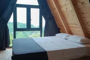 Bed and Breakfast Mira Bungalov