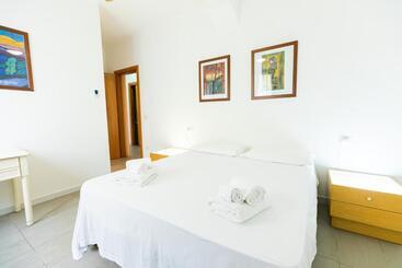 Пансион Theo S Rooms