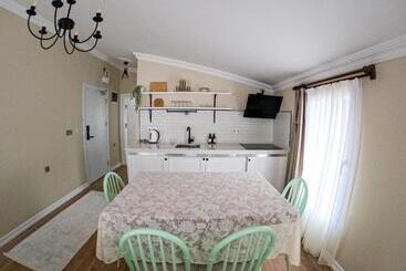 هتل آپارتمان Uzungöl Ozturk