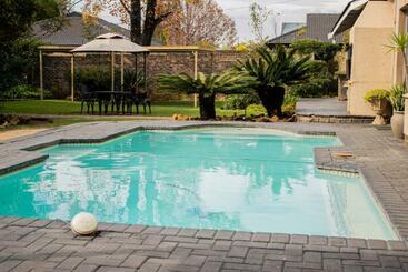 Pension Mavida Guesthouse