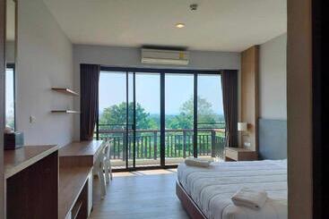 Szálloda ศูนย์อบรม Greatland Glamping Khao Yai Resort