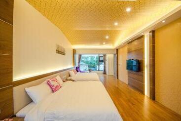 تختخواب و صبحانه Together House