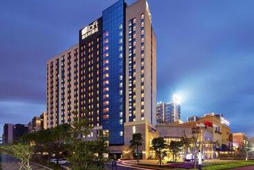 Hotel Aloft Dynamic Town